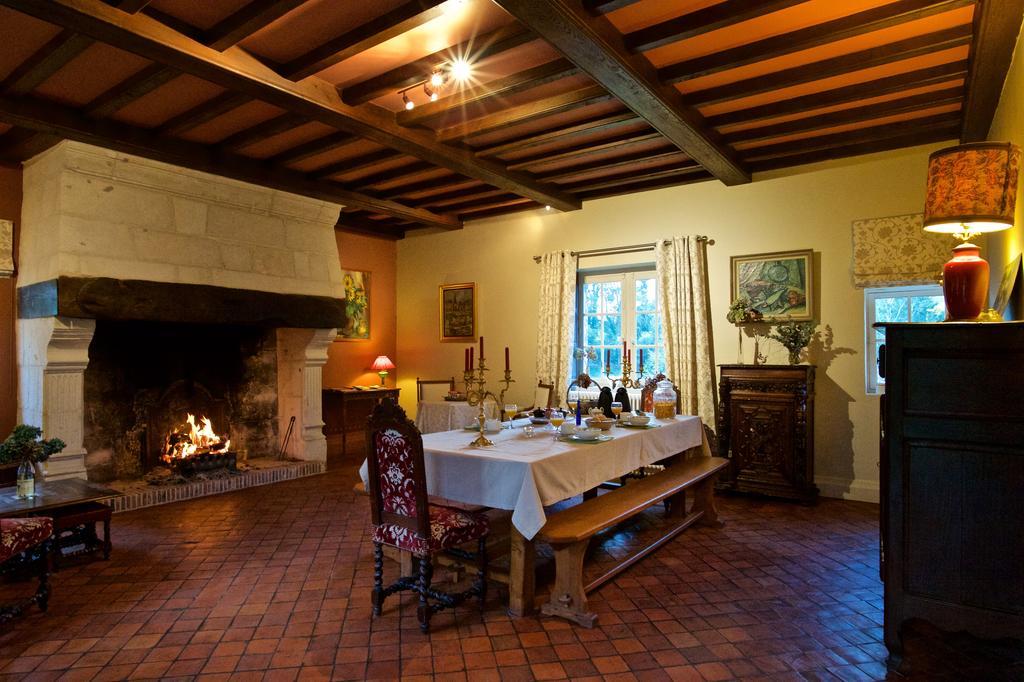 Bed and Breakfast Manoir De La Guerie Ablon Zimmer foto