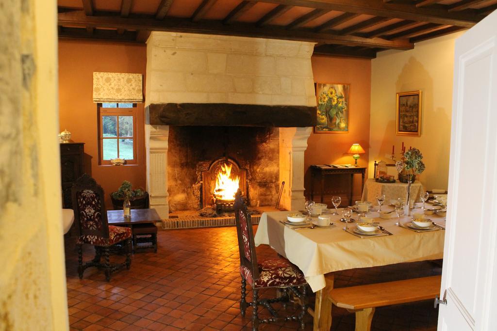 Bed and Breakfast Manoir De La Guerie Ablon Zimmer foto