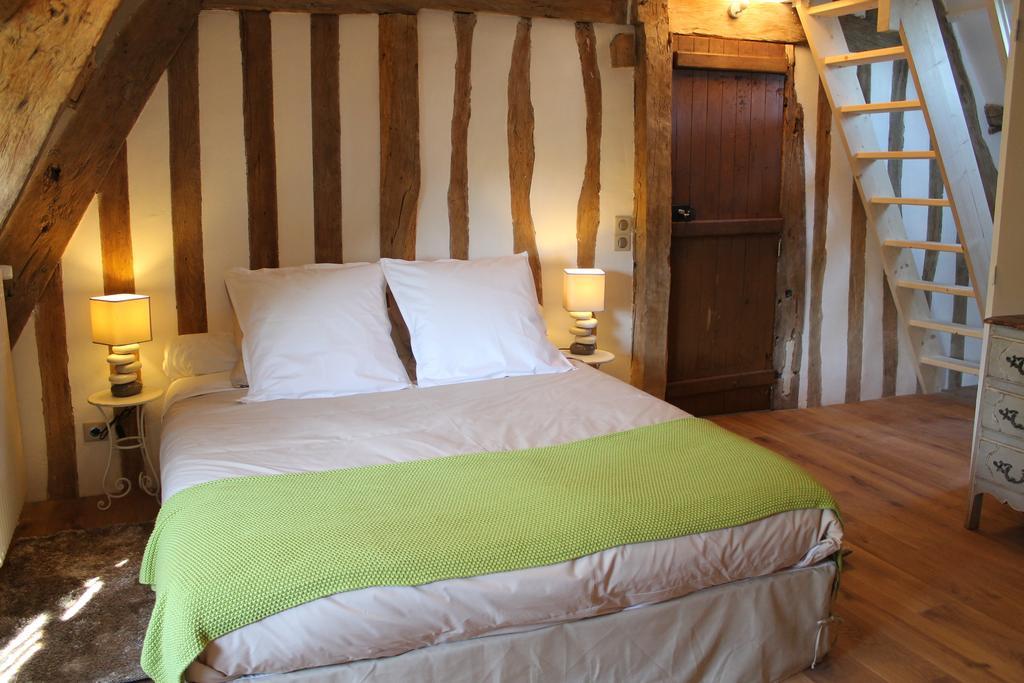 Bed and Breakfast Manoir De La Guerie Ablon Zimmer foto